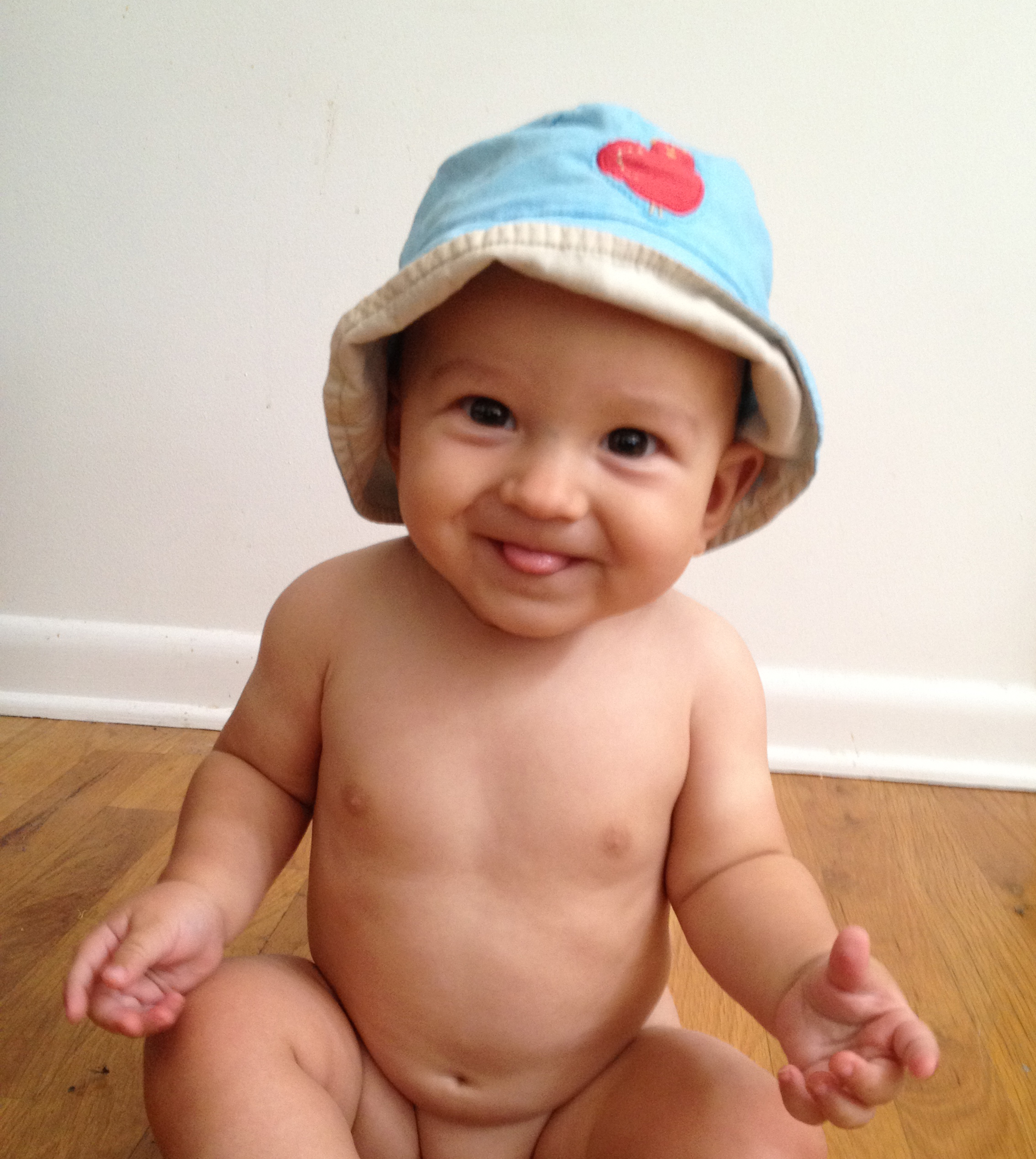 Naked Baby Photo 8